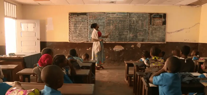 Nigeria Reverses Mother-Tongue Policy, Restores English as Sole