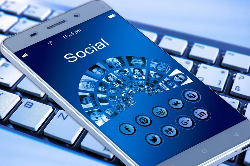 Social Media and Intellectualism: Are We Fueling Ignorance?